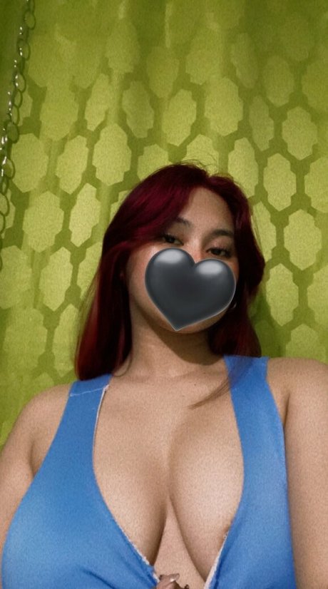 Strwbrrsh model sex pic