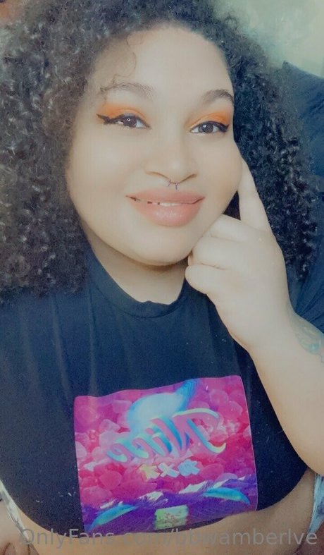 bbwamberlve art model photos