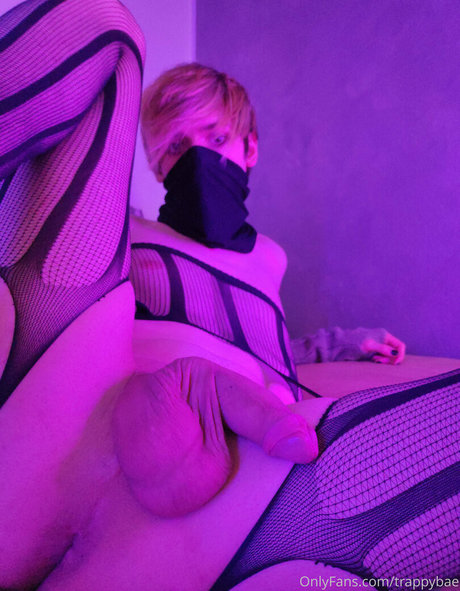 trappybae star perfect img