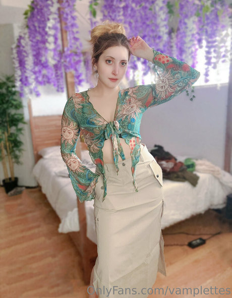 vamplettes sexy actress img