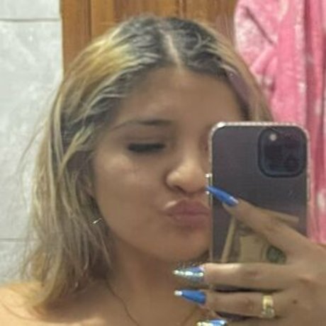 iamjuicykk xxx actress image