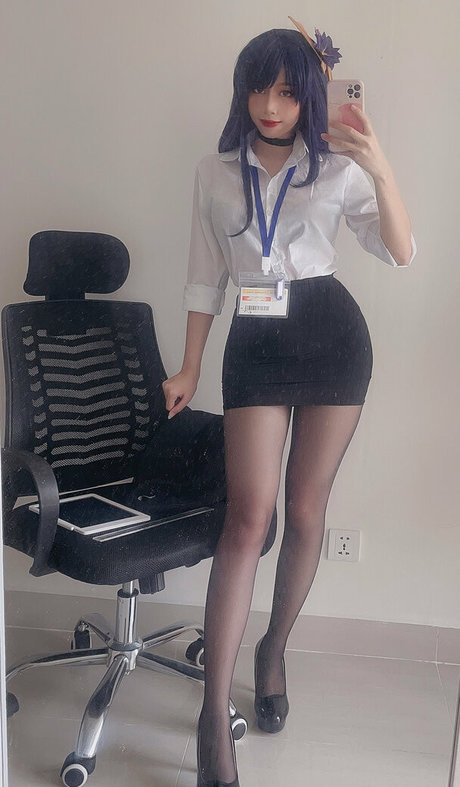 ainnguyen star sexy pics