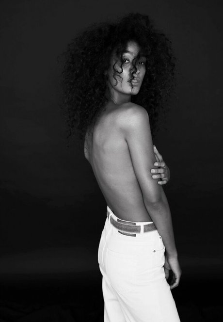 Eden Saban star beautiful photo