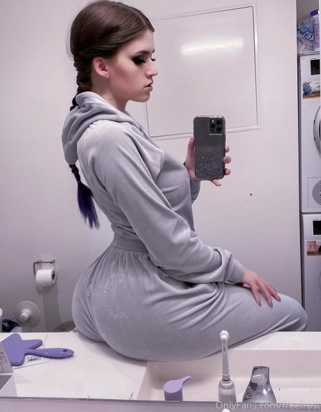 big oiled tits onlyfans perfect photos