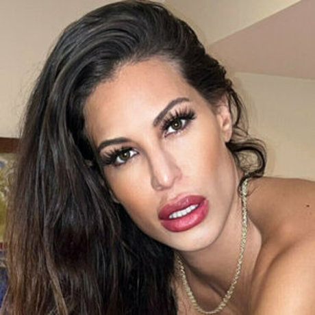 Tati Brazil hd star image