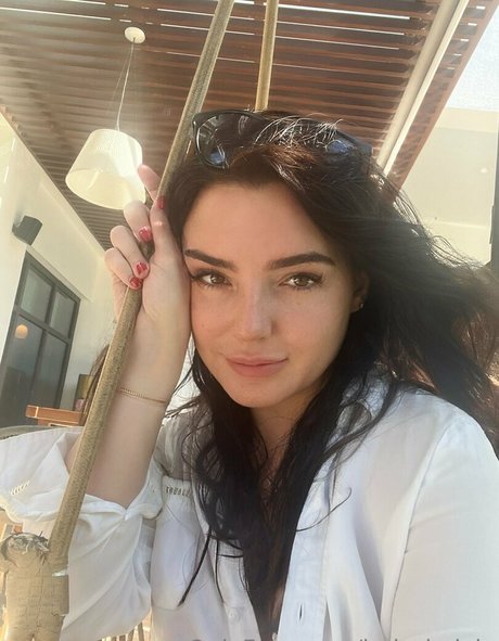 lyricsbylyla Quick photo