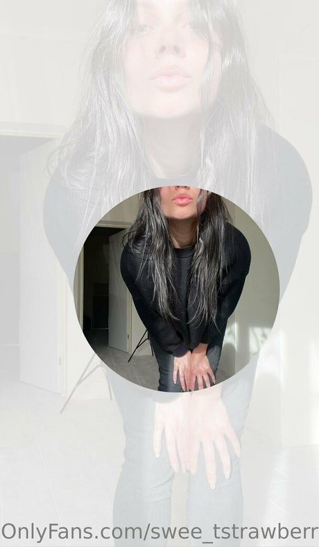 swee tstrawberry perfect actress image