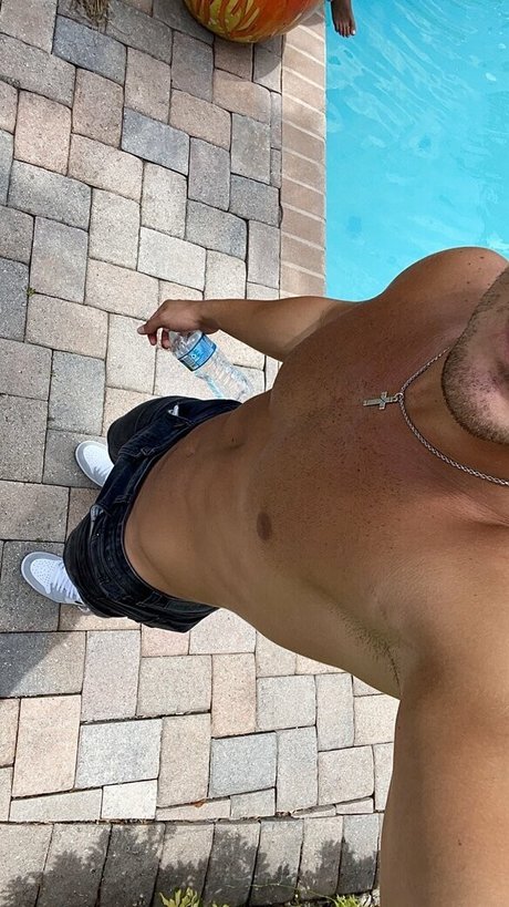 jfit98 pornographic actress pic