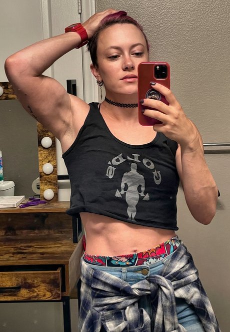 Claire Max erotic star picture