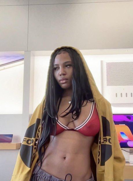 Quenlin Blackwell model best galleries