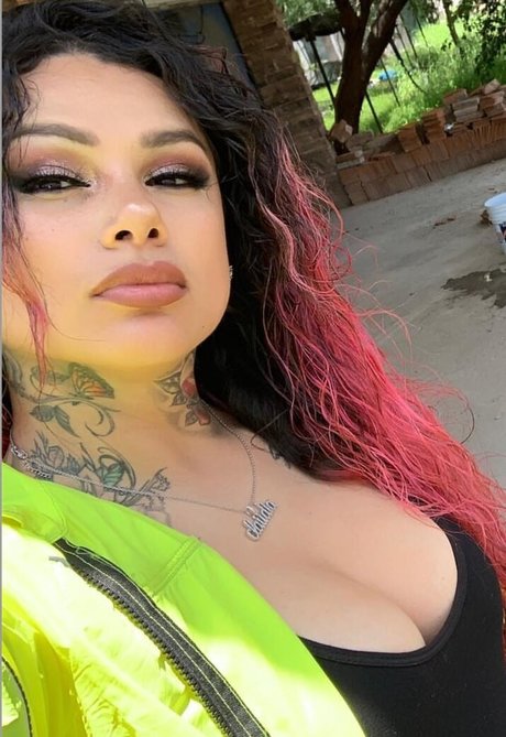 Snow Tha Product star perfect pics