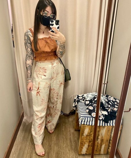 female domination onlyfans hot sexy pic