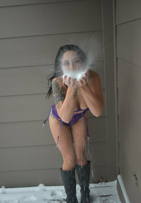 jademoon official nude model pics