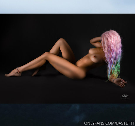 lolaqueencobra pornstar sex picture