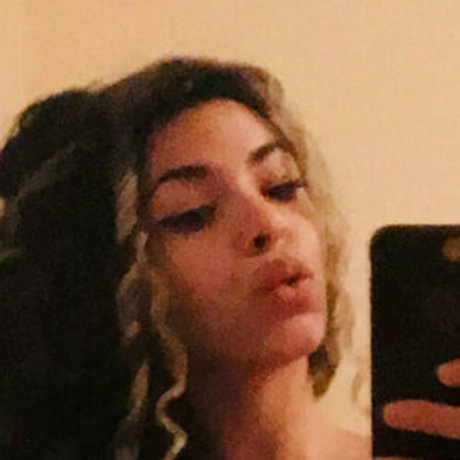 lolaqueencobra hd actress pics