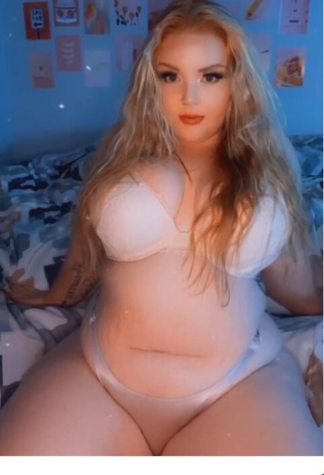 Alyssa Brandi star nude galleries