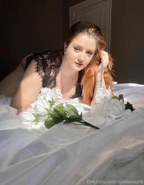 ivydelacourte exclusive actress pic