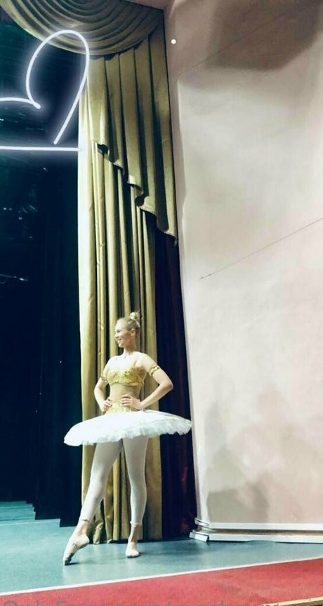 masha may vip nudes pornstar photos