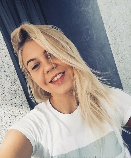 masha may vip adult model image