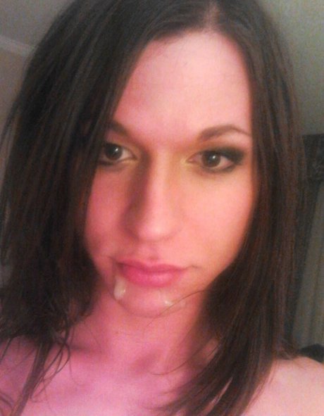 Trashgirlthalia top actress photo