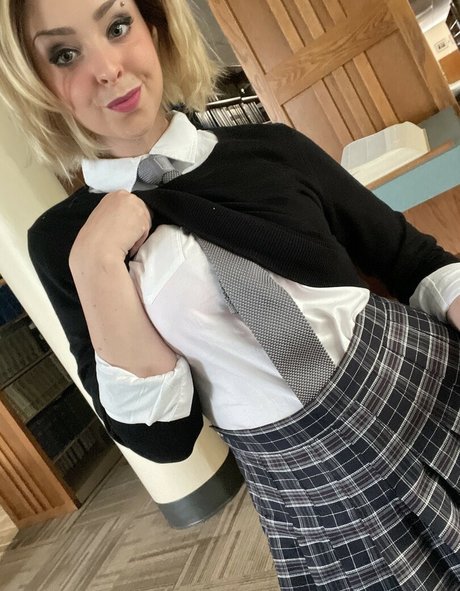 LunaRaeCosplay nice actress images