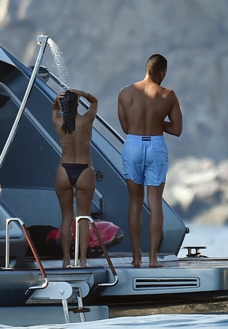 mouth onlyfans free nude archive