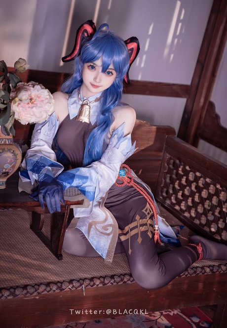 tattooed shemale onlyfans beautiful naked picture