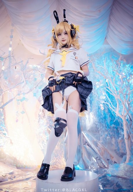 huge fake tits onlyfans free nude pic