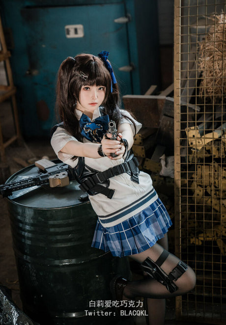 blacqkl naked actress pic