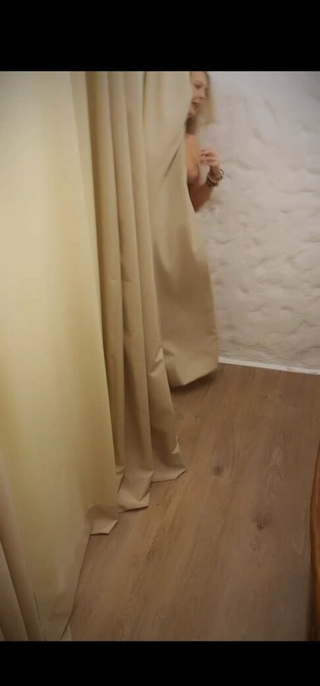 Sill Esteves pornstar gallery