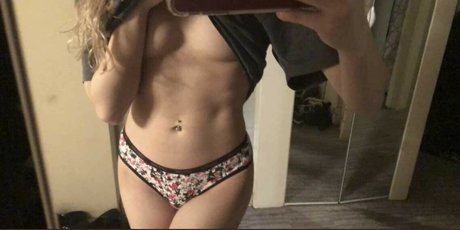 Shadowgirl model nudes pictures