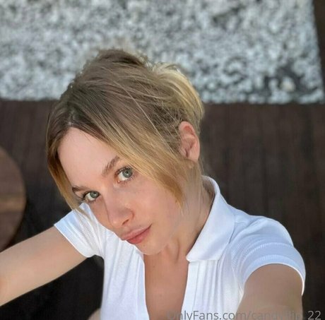 chloe ira high quality model pic