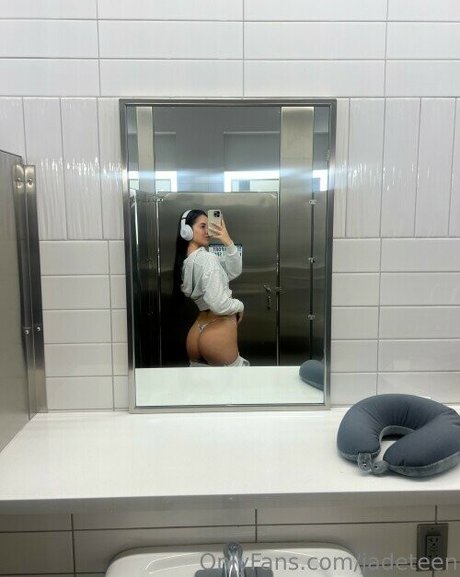 Jade Teen xxx star pic