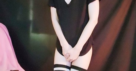 shemale handjob onlyfans beautiful porn archive