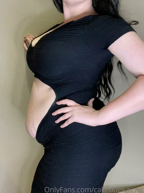 cakedupkayyla exclusive actress picture