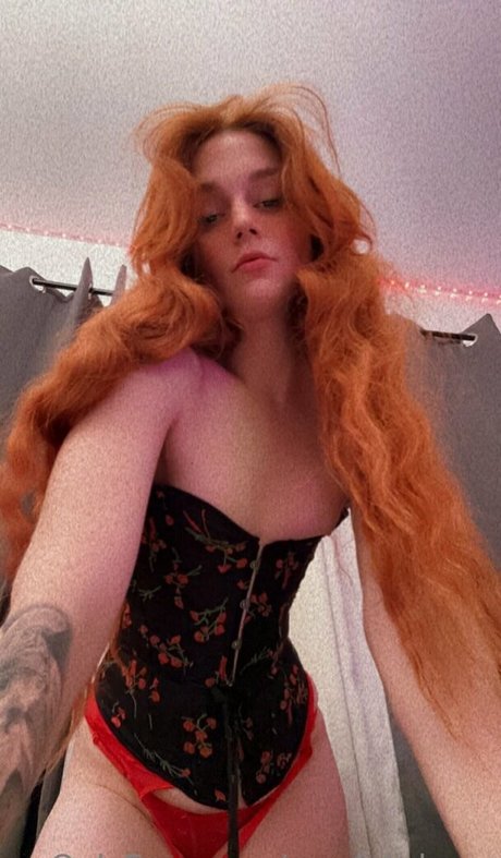 scarlalishous exclusive model pics