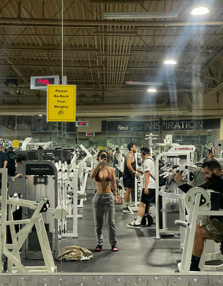 maywehavesomefun model hot img