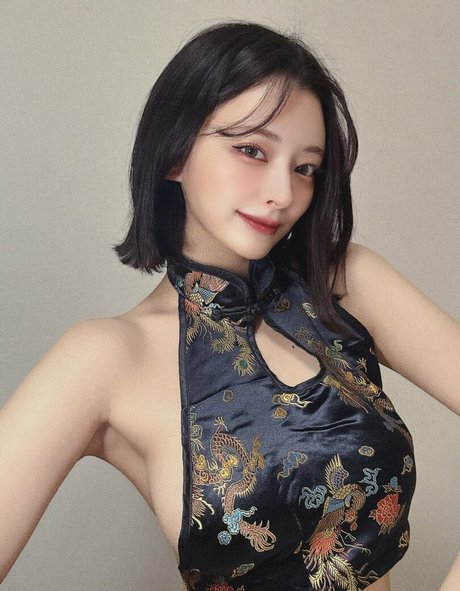 minachimaru naked pornstar pic