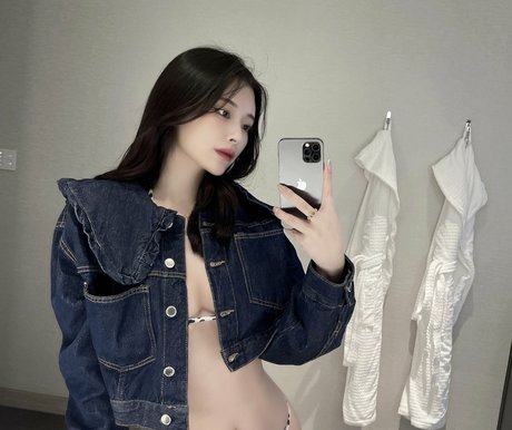 skinny big ass onlyfans hot nude pics