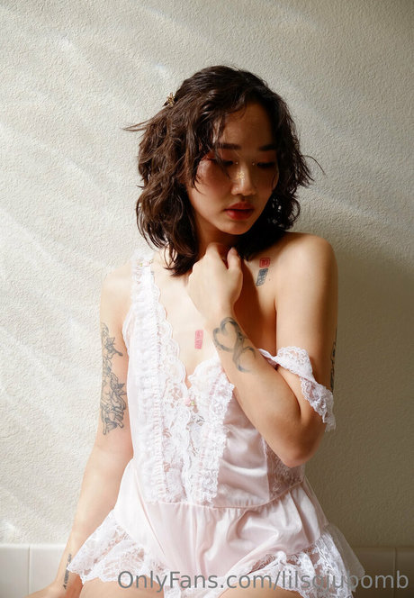 lilsojubomb star erotic picture