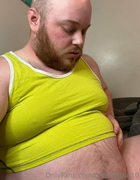 greedyglut10 naked model picture