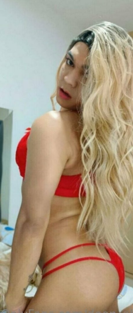 popular onlyfans pretty photo