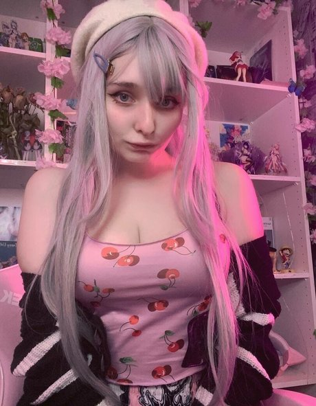 mia green tea nudes star photos