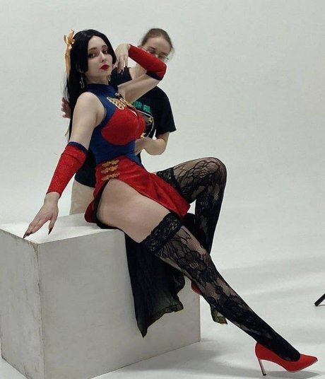 mia green tea star naked img