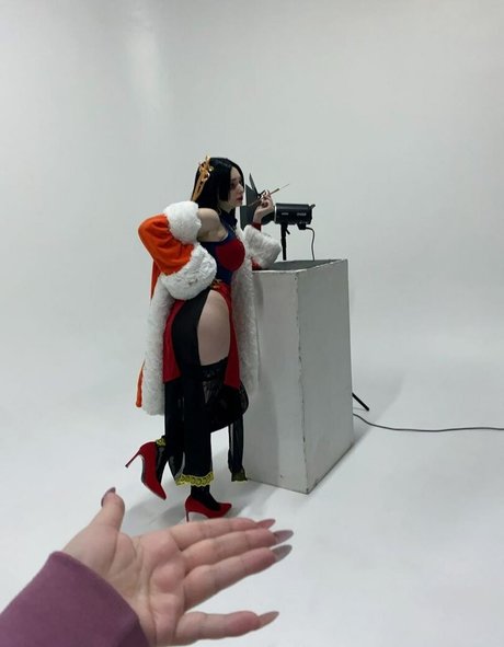 mia green tea porn actress photo