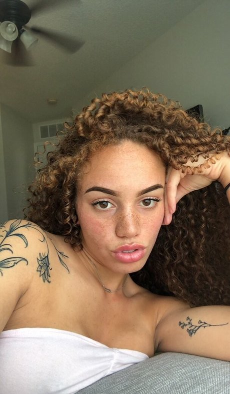 bklynnmarie model nudes gallery