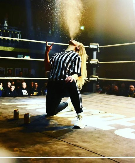 Session Moth Martina pretty actress image