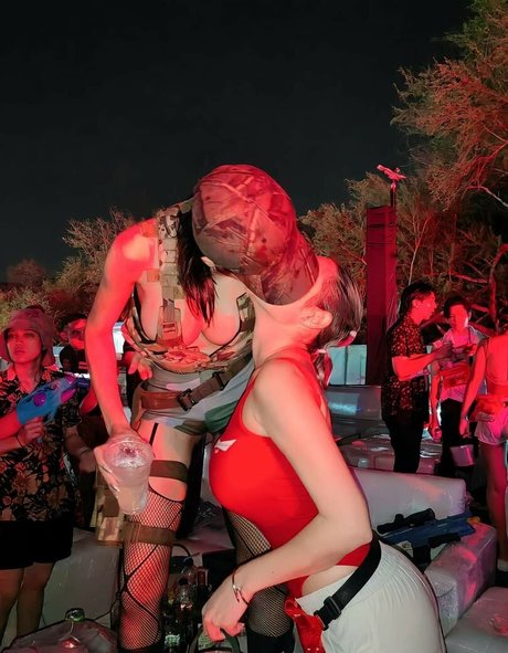 Kimrang nudes model photo