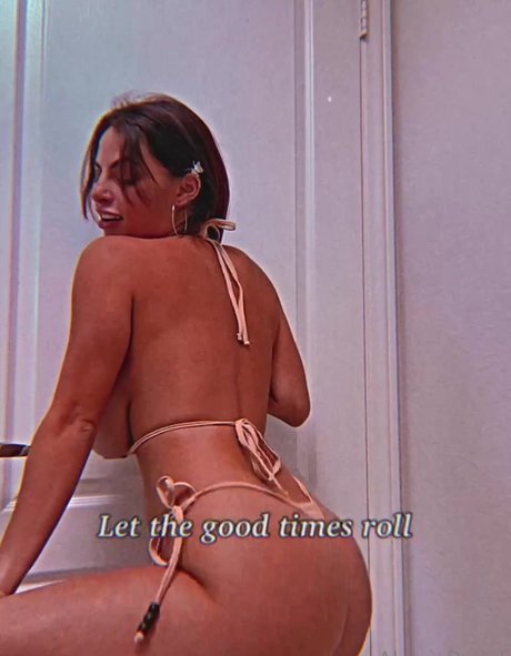 missalexapearl star free pic