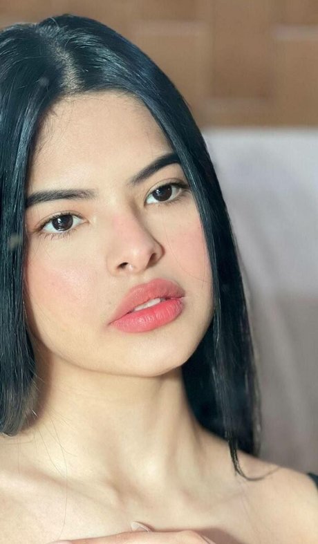 Kimberly Delgado top model archive